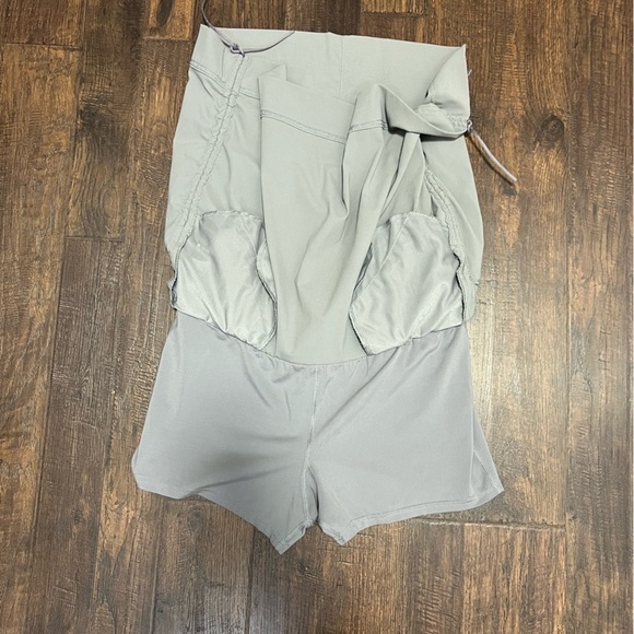 Columbia Anytime Casual Omni-Shield Skort Size Women’s Medium Color Gray - Picture 6 of 11